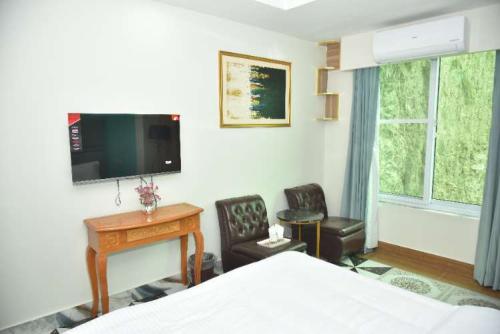 209_standard_room_with_ac2